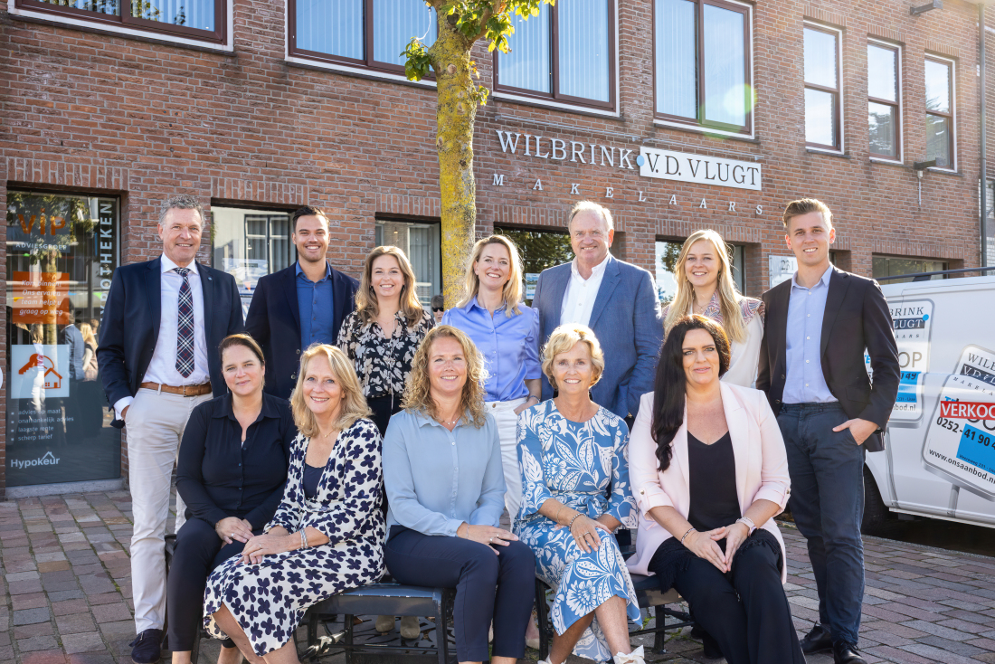 Wilbrink & v.d. Vlugt Makelaars team photo